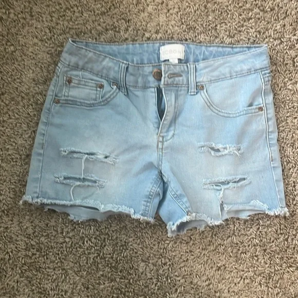 Girls jean shorts - Picture 1 of 6
